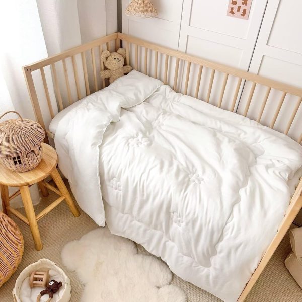 BuLuTu Lightweight White Down Alternative Toddler Comforter Duvet Insert