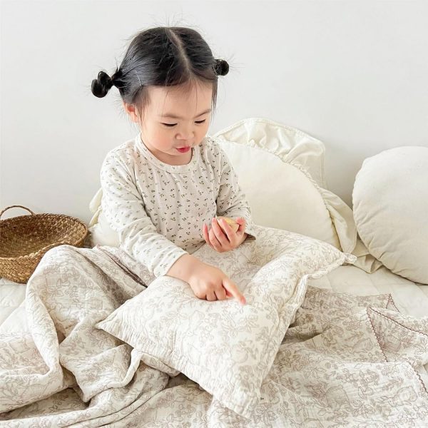 BuLuTu Forest Rabbit 4-Layer Muslin Toddler Blanket - 47"x51"